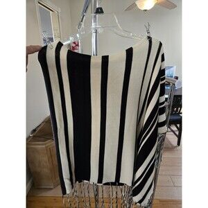 Womens Black & White Stripped Shaw One Size